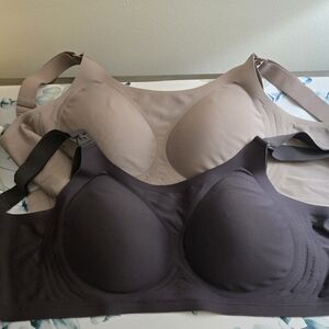 Seamless Comfort Nursing Bras - Black and Tan